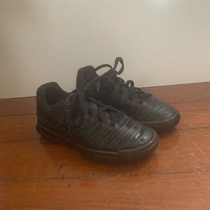 Size 11C little boy Nike tempos